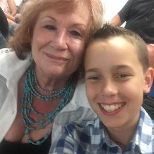 Meet your Posher, Debbie